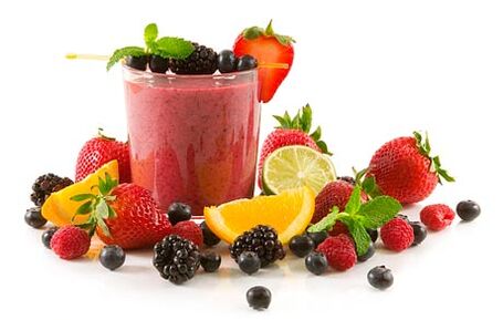 Succo di frutta e frutti di bosco per una rapida perdita di peso